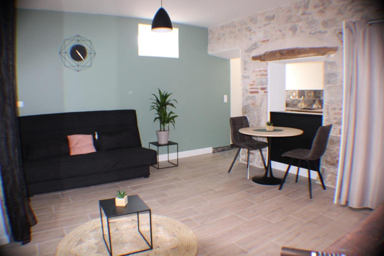 Joli Studio En Rez-De-Chaussee Pradines  Екстериор снимка